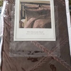 New 1 Valencia brown diamond standard pillow sham